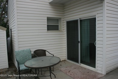 Spacious 1998 nomad park model, 584 square feet. Large living on Star Valley RV Golf Course in Wyoming - for sale on GolfHomes.com, golf home, golf lot