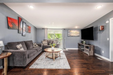 Beautiful 3 bedroom, 2 bath home centrally located in Myrtle on Whispering Pines in South Carolina - for sale on GolfHomes.com, golf home, golf lot