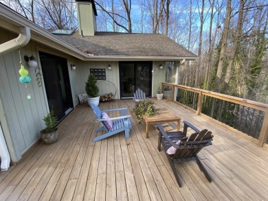 Custom contemporary home, overlooking the 7th fairway of the on Pebble Creek Golf Club in South Carolina - for sale on GolfHomes.com, golf home, golf lot