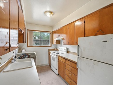 Golf course frontage and opportunity meet in this 2 bedroom, 1.5 on Gresham Golf Course in Oregon - for sale on GolfHomes.com, golf home, golf lot