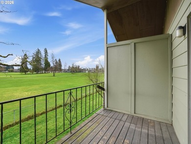 Golf course frontage and opportunity meet in this 2 bedroom, 1.5 on Gresham Golf Course in Oregon - for sale on GolfHomes.com, golf home, golf lot