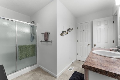 Move-in ready and fully furnished, this charming single-level on Sapphire National Golf Club in North Carolina - for sale on GolfHomes.com, golf home, golf lot