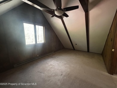 Large Chalet home in the Hideout, house features 4-bedrooms, 3 on The Hideout Golf in Pennsylvania - for sale on GolfHomes.com, golf home, golf lot