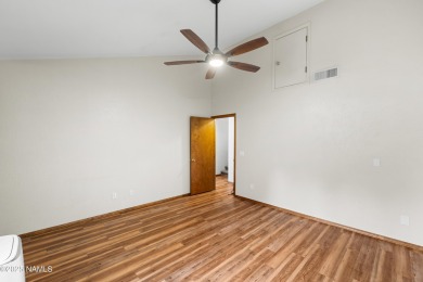 Welcome to this beautifully maintained 1 bedroom 1 bath plus a on Continental Country Club in Arizona - for sale on GolfHomes.com, golf home, golf lot