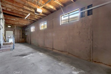 Welcome to your dream oasis! This beautiful 2 bedroom, 2 on Desert Crest Country Club in California - for sale on GolfHomes.com, golf home, golf lot