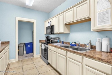 When you enter Spring Mill Plantation the first thing you are on Farmstead Golf Links in North Carolina - for sale on GolfHomes.com, golf home, golf lot