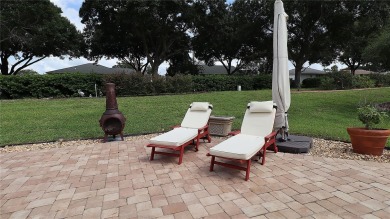 Honey, stop the car!  Great curb appeal on this 2/2/2 on Eagle Ridge At Spruce Creek Country Club in Florida - for sale on GolfHomes.com, golf home, golf lot