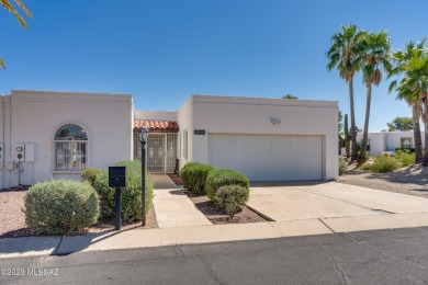 Charming Dorado Country Club townhouse! Situated on an ample on Dorado Country Club in Arizona - for sale on GolfHomes.com, golf home, golf lot