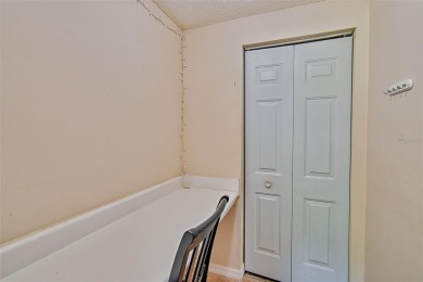 Stylish Ground-Floor 2BR/2BA Condo in The Links at Haile on Haile Plantation Golf and Country Club in Florida - for sale on GolfHomes.com, golf home, golf lot