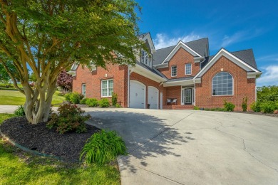 Welcome to 5713 Topsail Greens Dr in the desirable Eagle Bluff on Eagle Bluff Golf Club in Tennessee - for sale on GolfHomes.com, golf home, golf lot