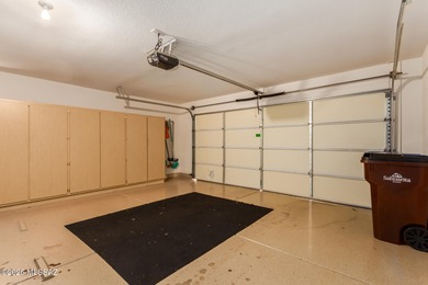 Discover resort-style living in this beautiful 2-bedroom, 2-bath on Quail Creek Country Club  in Arizona - for sale on GolfHomes.com, golf home, golf lot