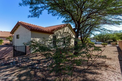 Discover resort-style living in this beautiful 2-bedroom, 2-bath on Quail Creek Country Club  in Arizona - for sale on GolfHomes.com, golf home, golf lot