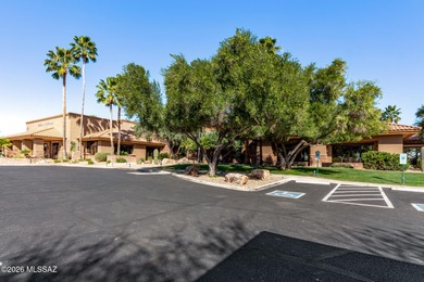 Discover resort-style living in this beautiful 2-bedroom, 2-bath on Quail Creek Country Club  in Arizona - for sale on GolfHomes.com, golf home, golf lot