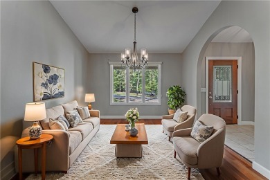 Nestled on a quiet cul-de-sac near Branchwood Rec Center and the on Bella Vista Country Club - Highlands in Arkansas - for sale on GolfHomes.com, golf home, golf lot