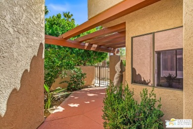 Palm Springs 2 bedroom 3 bath Townhouse in South Palm Springs on on Indian Canyons Golf Resort - North Course in California - for sale on GolfHomes.com, golf home, golf lot