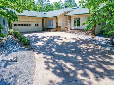AGENTS SEE REMARKS. This is a rare find!! This one level 3056 sq on Coronado Golf Course in Arkansas - for sale on GolfHomes.com, golf home, golf lot