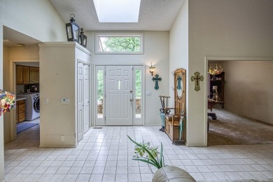 AGENTS SEE REMARKS. This is a rare find!! This one level 3056 sq on Coronado Golf Course in Arkansas - for sale on GolfHomes.com, golf home, golf lot