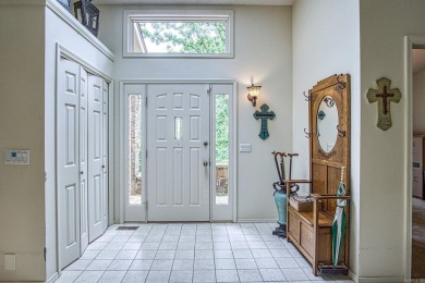 AGENTS SEE REMARKS. This is a rare find!! This one level 3056 sq on Coronado Golf Course in Arkansas - for sale on GolfHomes.com, golf home, golf lot