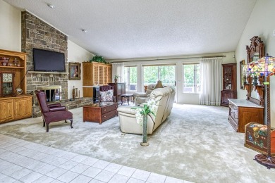 AGENTS SEE REMARKS. This is a rare find!! This one level 3056 sq on Coronado Golf Course in Arkansas - for sale on GolfHomes.com, golf home, golf lot