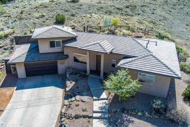 You won't find another home in Redlands Mesa at a better price! on The Golf Club At Redlands Mesa in Colorado - for sale on GolfHomes.com, golf home, golf lot