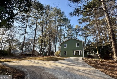 Completely remodeled/upgraded 3-bedroom & 2-bathroom home on Turtle Cove Golf Course in Georgia - for sale on GolfHomes.com, golf home, golf lot