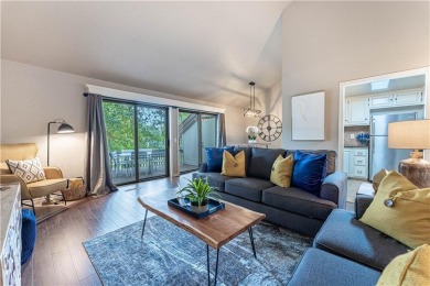 Welcome To Your Next Investment! This Fabulous, Updated Townhome on Bella Vista - Metfield Golf Complex and Country Club in Arkansas - for sale on GolfHomes.com, golf home, golf lot