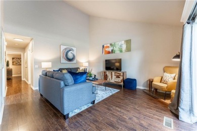 Welcome To Your Next Investment! This Fabulous, Updated Townhome on Bella Vista - Metfield Golf Complex and Country Club in Arkansas - for sale on GolfHomes.com, golf home, golf lot