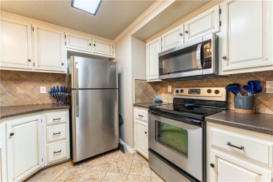 Welcome To Your Next Investment! This Fabulous, Updated Townhome on Bella Vista - Metfield Golf Complex and Country Club in Arkansas - for sale on GolfHomes.com, golf home, golf lot