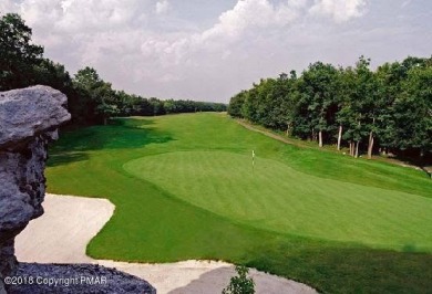 5 bedroom lakefront at upscale Eagle Rock Golf & Ski Resort! on Eagle Rock Golf Course in Pennsylvania - for sale on GolfHomes.com, golf home, golf lot