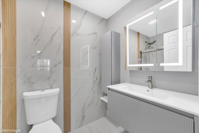 Perfect 2 Bedroom, 2 Bath Condo in Mallard Cove! Prepare to fall on Arlington Lakes Golf Club in Illinois - for sale on GolfHomes.com, golf home, golf lot