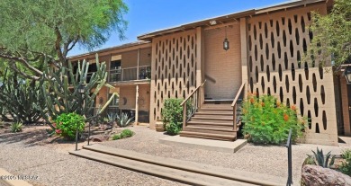 Lovely light and bright 2 bed/2bath corner, upstairs condominium on Oro Valley Country Club in Arizona - for sale on GolfHomes.com, golf home, golf lot