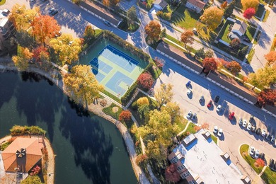 Perfect 2 Bedroom, 2 Bath Condo in Mallard Cove! Prepare to fall on Arlington Lakes Golf Club in Illinois - for sale on GolfHomes.com, golf home, golf lot