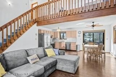 Welcome to this beautifully updated 3bd/3ba home, ideally on The Hideout Golf in Pennsylvania - for sale on GolfHomes.com, golf home, golf lot