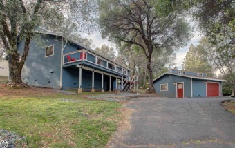 Beautiful single level home on a quiet court is ready for its on Pine Mountain Lake Country Club in California - for sale on GolfHomes.com, golf home, golf lot