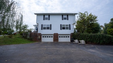 Check out this home on 3.6 acres in highly sought-after Eagle's on Eagles Nest Country Club in Kentucky - for sale on GolfHomes.com, golf home, golf lot