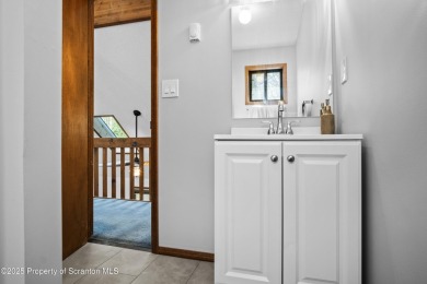 Welcome to this beautifully updated 3bd/3ba home, ideally on The Hideout Golf in Pennsylvania - for sale on GolfHomes.com, golf home, golf lot