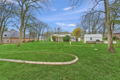 ocation Location Location! You have so many possibilities with on Lake Kiowa Golf Course in Texas - for sale on GolfHomes.com, golf home, golf lot