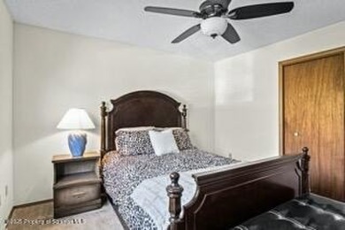 Welcome to this beautifully updated 3bd/3ba home, ideally on The Hideout Golf in Pennsylvania - for sale on GolfHomes.com, golf home, golf lot