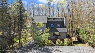 Welcome to this beautifully updated 3bd/3ba home, ideally on The Hideout Golf in Pennsylvania - for sale on GolfHomes.com, golf home, golf lot