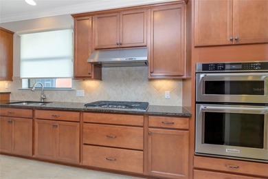 Under contract-accepting backup offers. This lightly lived-in on Ritz-Carlton Members Golf Club in Florida - for sale on GolfHomes.com, golf home, golf lot