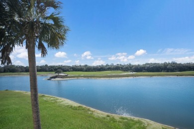 LAKEWOOD NATIONAL - TURNKEY FURNISHED ARBOR MODEL!  Great on Lakewood National Golf Club in Florida - for sale on GolfHomes.com, golf home, golf lot