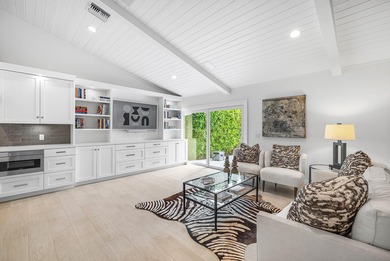 Turnkey sophisticated luxury! Unparalleled, high-end on Bocaire Country Club in Florida - for sale on GolfHomes.com, golf home, golf lot