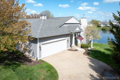 This immaculate 2 bedroom, 2 1/2 bath condo in The Links at on The Links At Rolling Meadows in Michigan - for sale on GolfHomes.com, golf home, golf lot