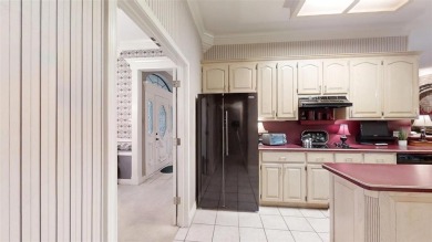 Charming Home in Gated Pecan Plantation with Versatile Studio on Pecan Plantation Country Club in Texas - for sale on GolfHomes.com, golf home, golf lot