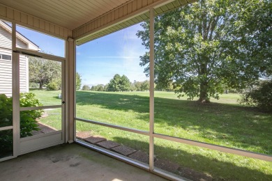 Beautiful & spacious townhouse in desirable neighborhood.    1st on Canewood Golf Course in Kentucky - for sale on GolfHomes.com, golf home, golf lot