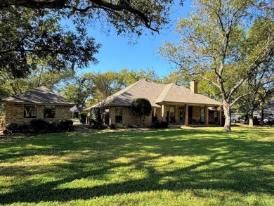 Charming Home in Gated Pecan Plantation with Versatile Studio on Pecan Plantation Country Club in Texas - for sale on GolfHomes.com, golf home, golf lot