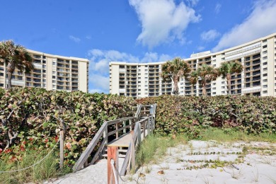 2 bedroom / 2 bath condo directly on beach in Jupiter. Ideal for on Jupiter Dunes Golf Course in Florida - for sale on GolfHomes.com, golf home, golf lot