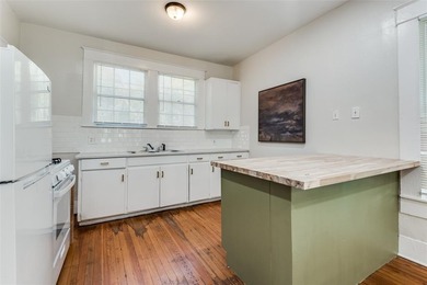 Welcome to this charming cottage nestled on a picturesque on Stevens Park Golf Course in Texas - for sale on GolfHomes.com, golf home, golf lot