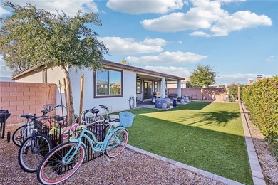 ENJOY COMFORTABLE LIVING IN THIS LOVELY 2-BEDROOM, 2-BATHROOM on Mountain Falls Golf Course in Nevada - for sale on GolfHomes.com, golf home, golf lot