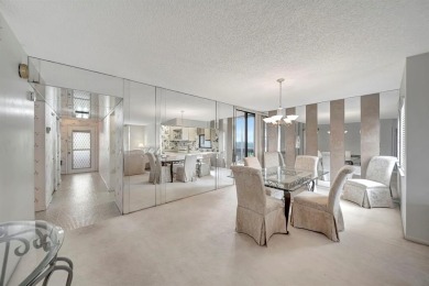SPACIOUS 2/2 PENTHOUSE CORNER UNIT IN MANICURED 55+ LAKES OF on Inverrary Country Club in Florida - for sale on GolfHomes.com, golf home, golf lot